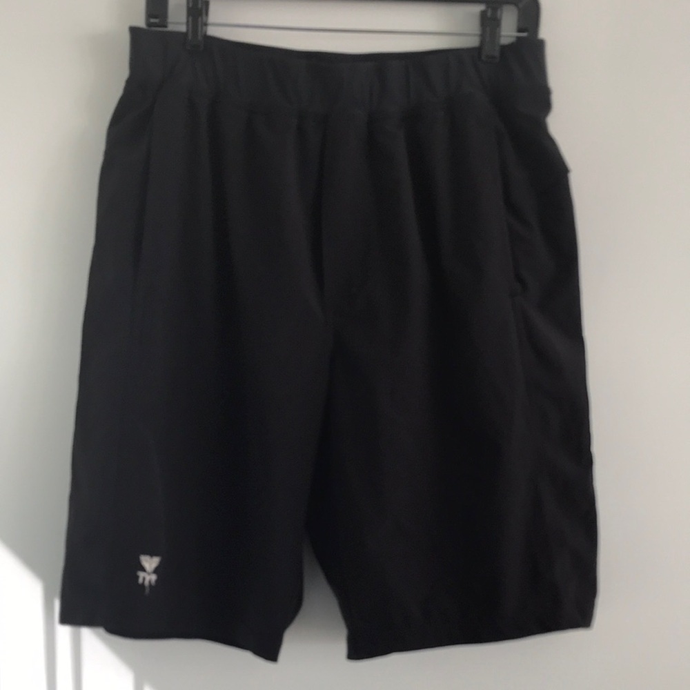 TYR Men's Black Athletic Shorts LARGE